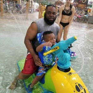 Meet your Posher, Corey